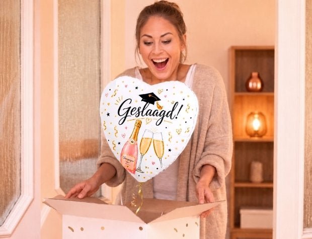 Geslaagd Champagne Hart Ballon - Gevuld Met Helium - 46 cm - Ballonnenshop.nl