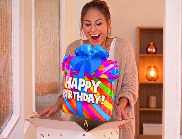 Happy Birthday Cadeau ballon - Gevuld Met Helium - 45 cm - Ballonnenshop.nl