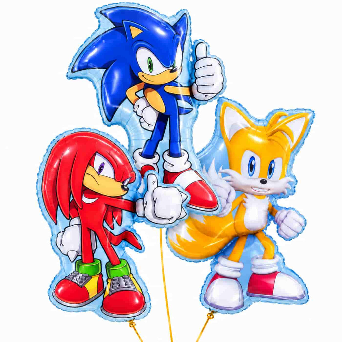Sonic, Knuckles en Tails Trosje – heliumgevulde ballonnen met dunne gouden lintjes op een witte achtergrond