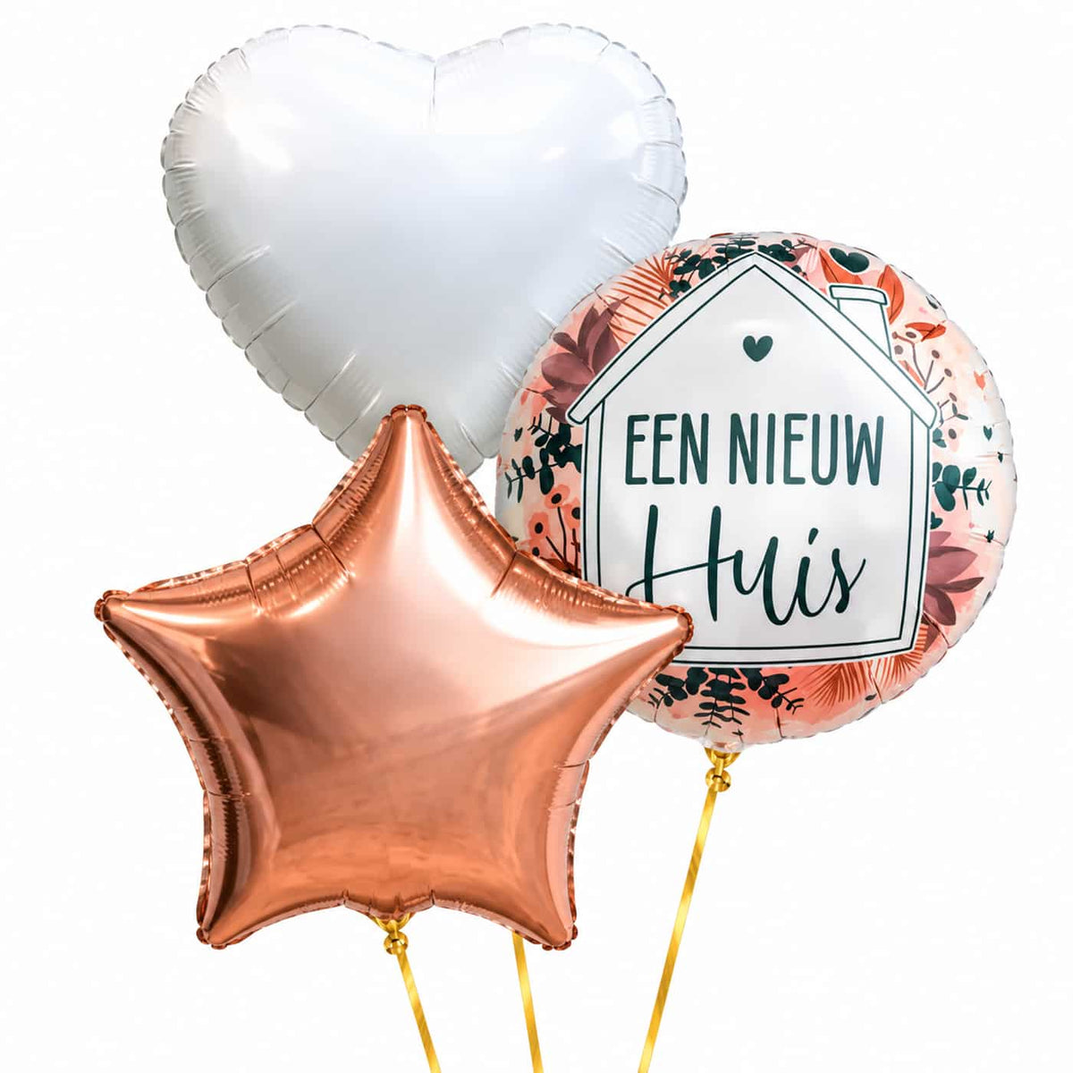 Een nieuw Huis Trosje Ballonnen – heliumgevulde ballonnen met dunne gouden lintjes op een witte achtergrond