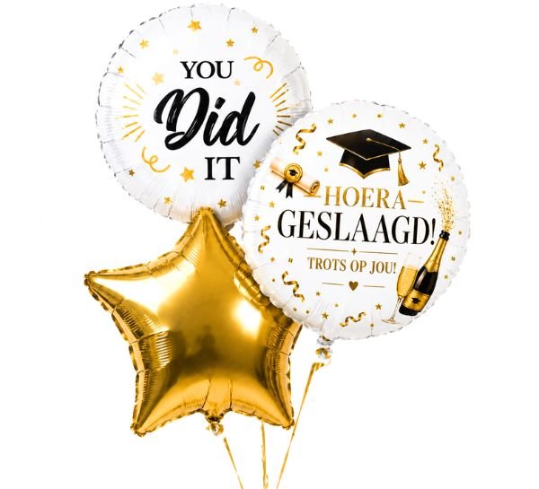 Hoera Geslaagd Ballonnentros - Gevuld Met Helium - 45 cm - Ballonnenshop.nl
