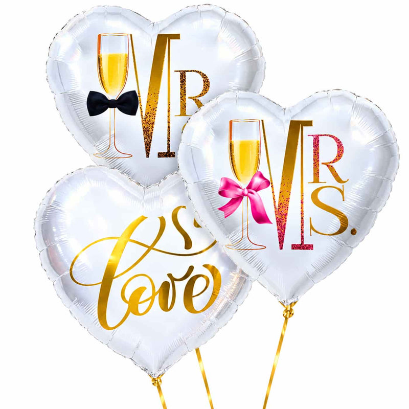 Mr & Mrs Love Trosje Ballonnen – heliumgevulde ballonnen met dunne gouden lintjes op een witte achtergrond